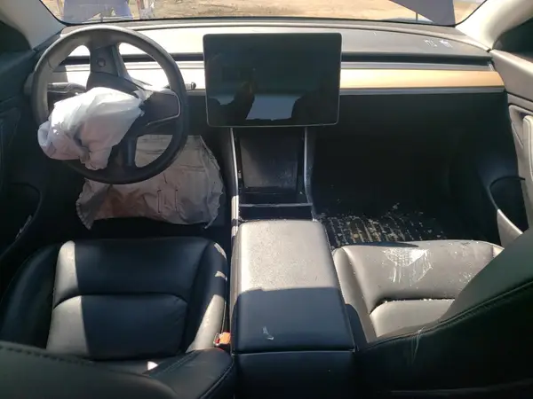 5YJ3E1EB3KF464984 2019 TESLA MODEL 3 - Image 8