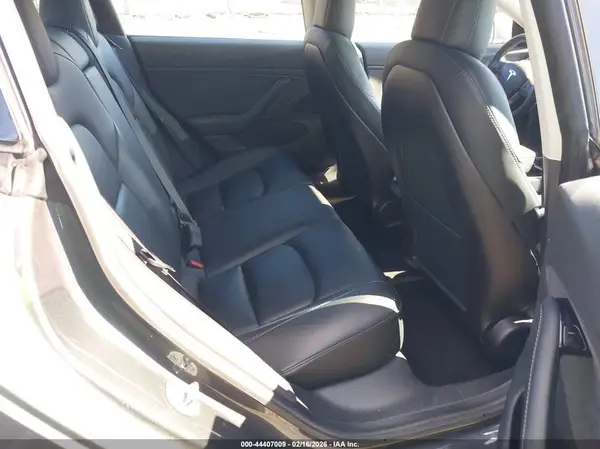 5YJ3E1EB3KF469280 2019 TESLA MODEL 3 - Image 8
