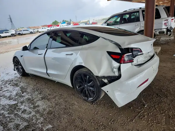 5YJ3E1EB3KF469585 2019 TESLA MODEL 3 - Image 2