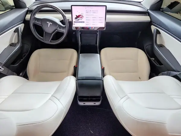 5YJ3E1EB3KF469585 2019 TESLA MODEL 3 - Image 8