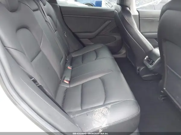 5YJ3E1EB3KF487245 2019 TESLA MODEL 3 - Image 8