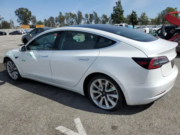 5YJ3E1EB3KF494244 2019 TESLA MODEL 3 - Image 2