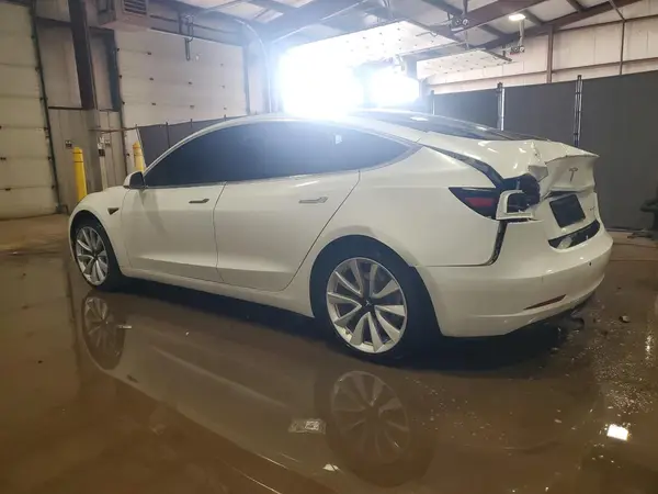5YJ3E1EB3KF494308 2019 TESLA MODEL 3 - Image 2