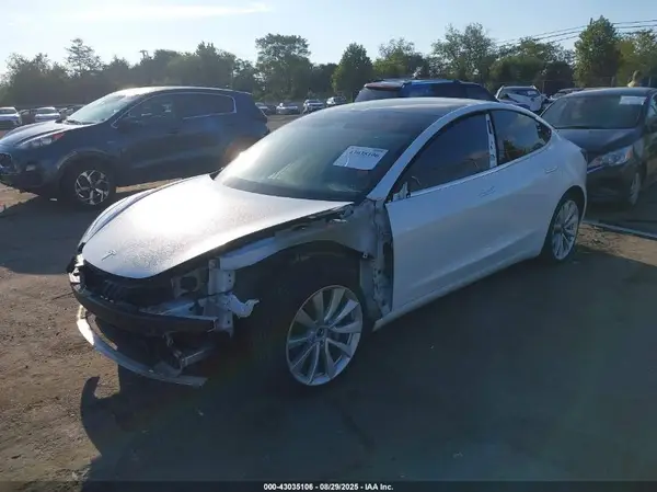 5YJ3E1EB3KF494325 2019 TESLA MODEL 3 - Image 2