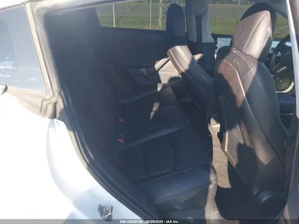 5YJ3E1EB3KF494325 2019 TESLA MODEL 3 - Image 8
