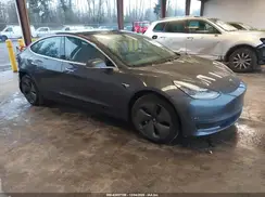 5YJ3E1EB3KF495698 2019 TESLA MODEL 3