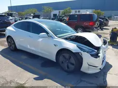 5YJ3E1EB3KF511530 2019 TESLA MODEL 3
