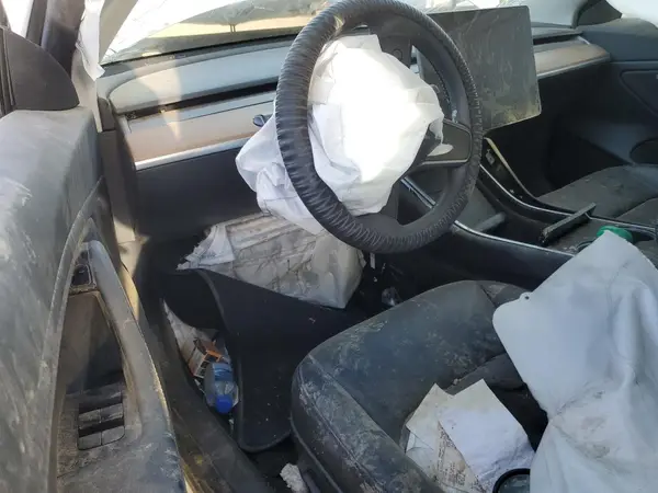 5YJ3E1EB3KF512077 2019 TESLA MODEL 3 - Image 8