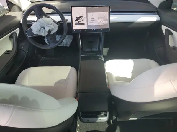5YJ3E1EB3KF513035 2019 TESLA MODEL 3 - Image 8