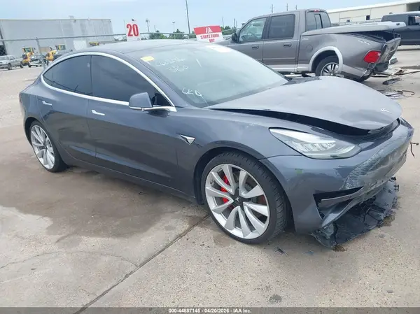 5YJ3E1EB3KF530496 2019 TESLA MODEL 3 - Image 1
