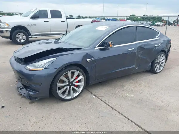 5YJ3E1EB3KF530496 2019 TESLA MODEL 3 - Image 2