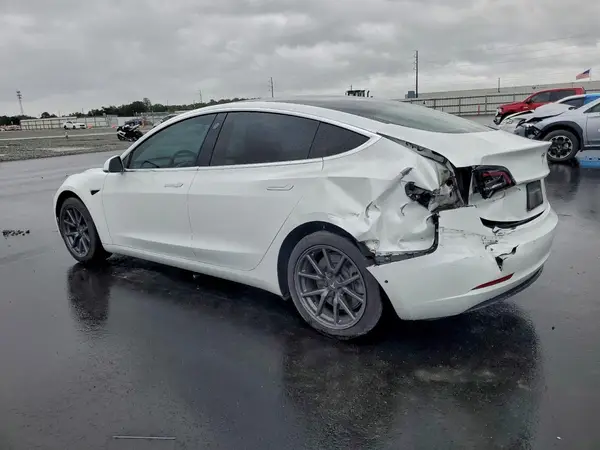 5YJ3E1EB3LF515935 2020 TESLA MODEL 3 - Image 2