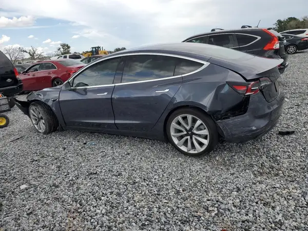 5YJ3E1EB3LF588951 2020 TESLA MODEL 3 - Image 2