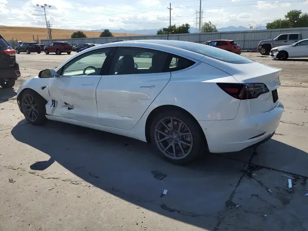 5YJ3E1EB3LF619647 2020 TESLA MODEL 3 - Image 2