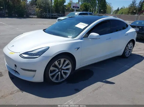 5YJ3E1EB3LF621348 2020 TESLA MODEL 3 - Image 2