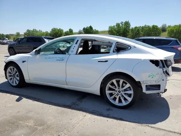 5YJ3E1EB3LF621446 2020 TESLA MODEL 3 - Image 2