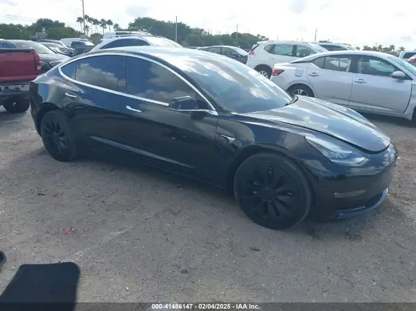5YJ3E1EB3LF622323 2020 TESLA MODEL 3 - Image 1