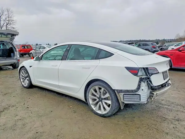 5YJ3E1EB3LF638487 2020 TESLA MODEL 3 - Image 2