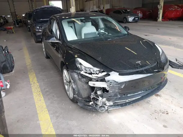 5YJ3E1EB3LF639980 2020 TESLA MODEL 3 - Image 1