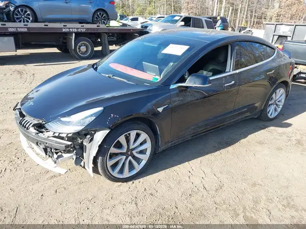 5YJ3E1EB3LF650820 2020 TESLA MODEL 3 - Image 2