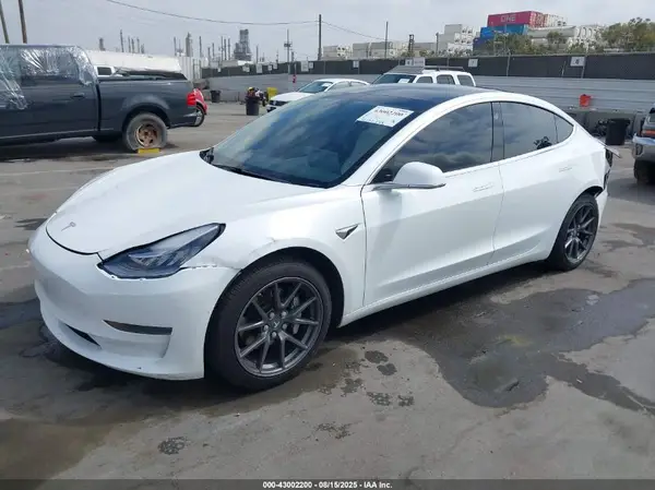 5YJ3E1EB3LF651644 2020 TESLA MODEL 3 - Image 2