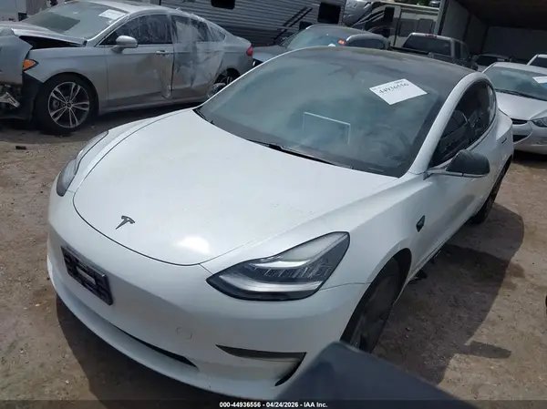 5YJ3E1EB3LF651739 2020 TESLA MODEL 3 - Image 2