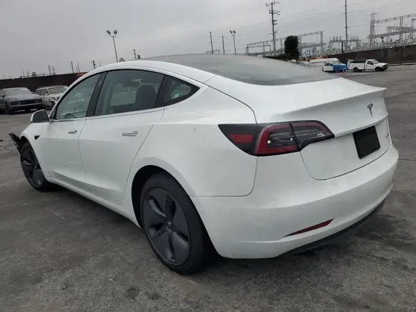 5YJ3E1EB3LF665334 2020 TESLA MODEL 3 - Image 2