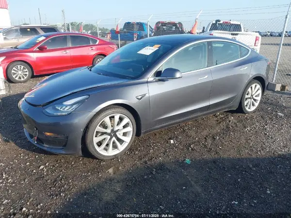 5YJ3E1EB3LF666645 2020 TESLA MODEL 3 - Image 2