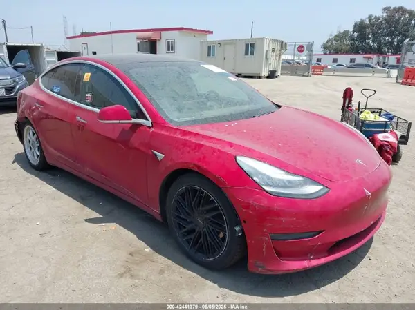 5YJ3E1EB3LF666760 2020 TESLA MODEL 3 - Image 1