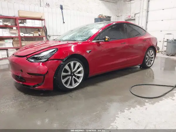 5YJ3E1EB3LF666936 2020 TESLA MODEL 3 - Image 2
