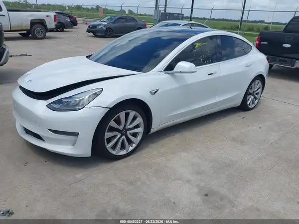 5YJ3E1EB3LF667357 2020 TESLA MODEL 3 - Image 2