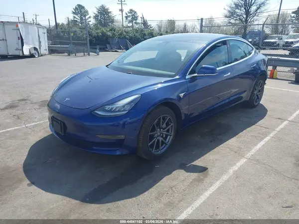 5YJ3E1EB3LF711244 2020 TESLA MODEL 3 - Image 2