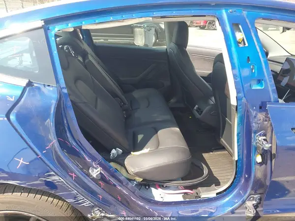 5YJ3E1EB3LF711244 2020 TESLA MODEL 3 - Image 8