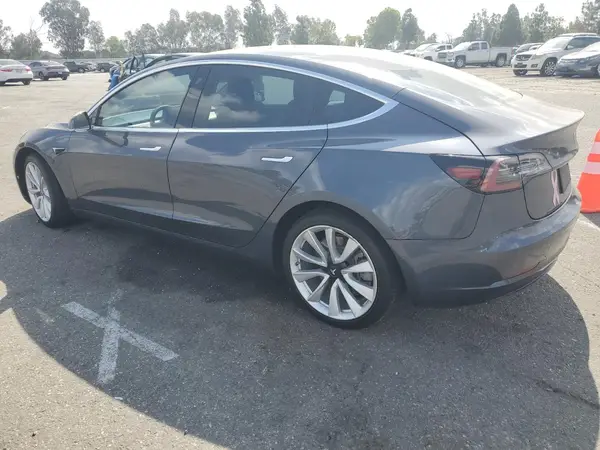 5YJ3E1EB3LF712071 2020 TESLA MODEL 3 - Image 2