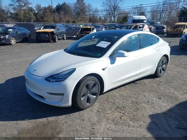 5YJ3E1EB3LF735379 2020 TESLA MODEL 3 - Image 2