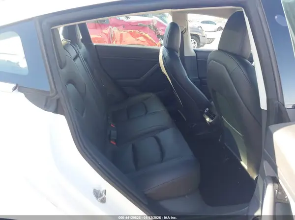 5YJ3E1EB3LF735379 2020 TESLA MODEL 3 - Image 8