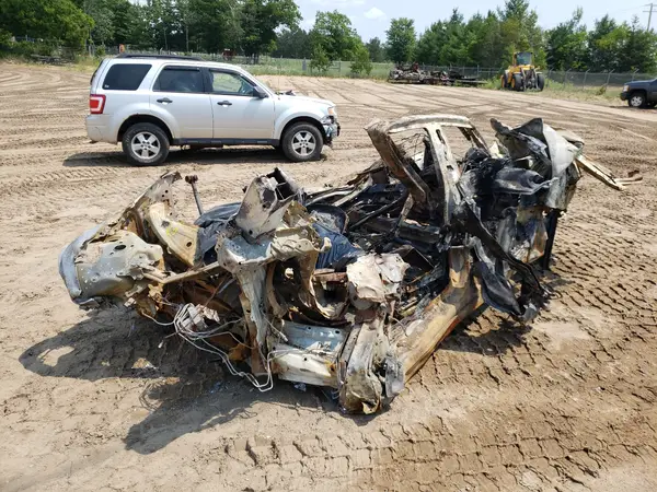 5YJ3E1EB3LF764087 2020 TESLA MODEL 3 - Image 2