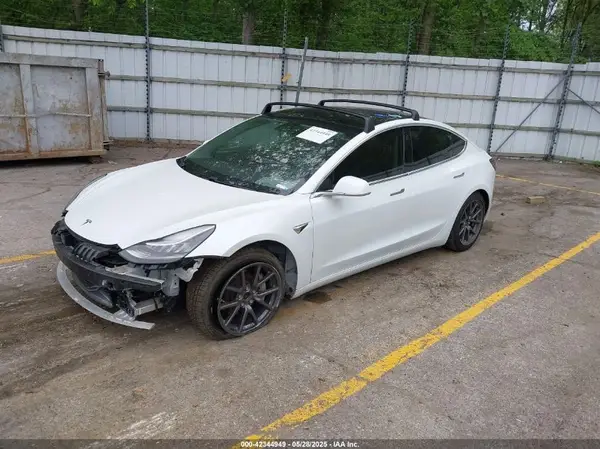 5YJ3E1EB3LF801056 2020 TESLA MODEL 3 - Image 2