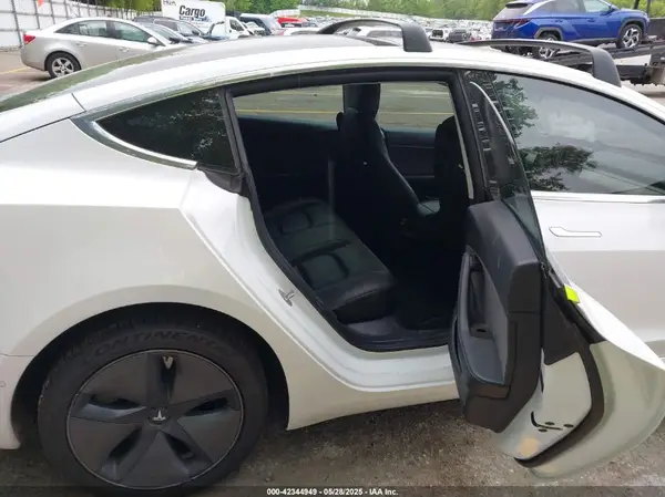 5YJ3E1EB3LF801056 2020 TESLA MODEL 3 - Image 8