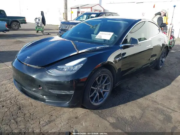 5YJ3E1EB3LF811733 2020 TESLA MODEL 3 - Image 2