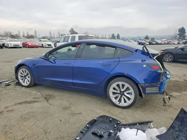 5YJ3E1EB3MF001262 2021 TESLA MODEL 3 - Image 2