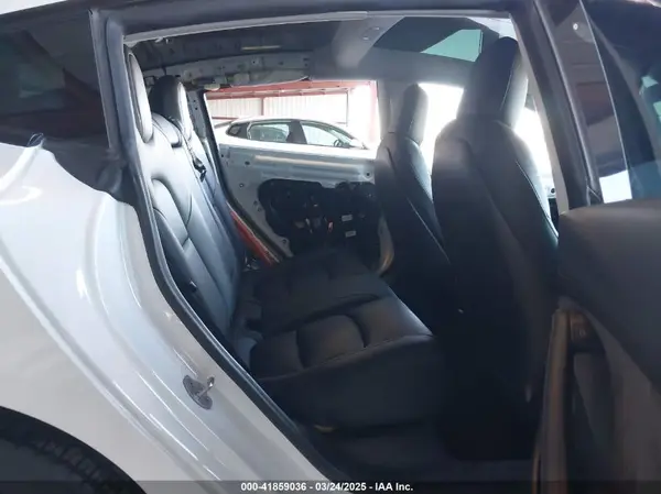 5YJ3E1EB3MF003027 2021 TESLA MODEL 3 - Image 8