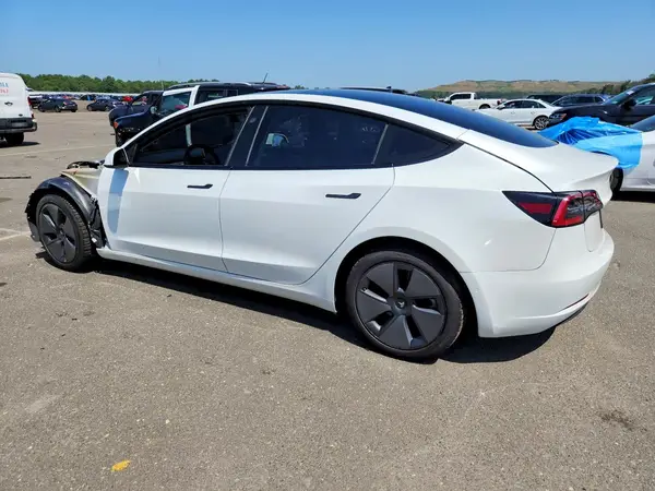 5YJ3E1EB3MF012987 2021 TESLA MODEL 3 - Image 2