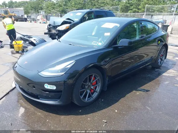 5YJ3E1EB3MF019731 2021 TESLA MODEL 3 - Image 2