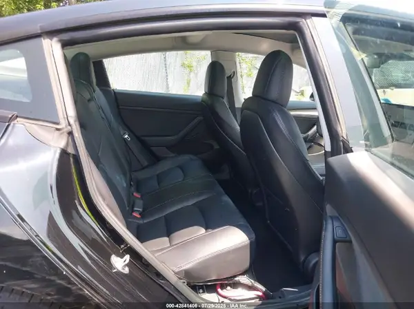 5YJ3E1EB3MF019731 2021 TESLA MODEL 3 - Image 8