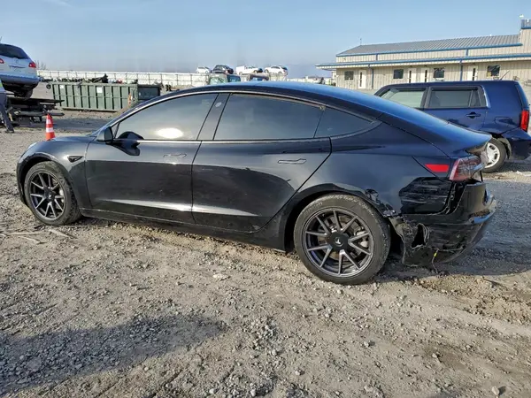 5YJ3E1EB3MF033306 2021 TESLA MODEL 3 - Image 2