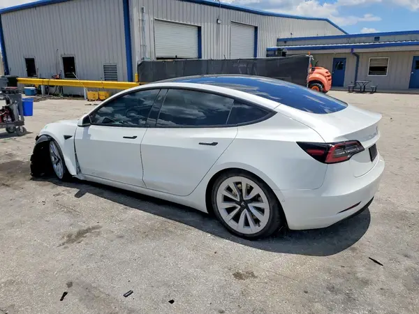 5YJ3E1EB3MF034276 2021 TESLA MODEL 3 - Image 2