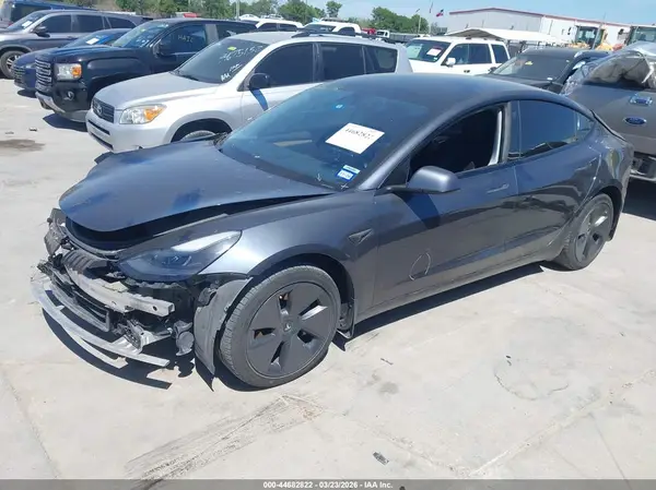 5YJ3E1EB3MF037890 2021 TESLA MODEL 3 - Image 2