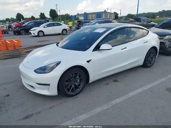 5YJ3E1EB3MF038019 2021 TESLA MODEL 3 - Image 2