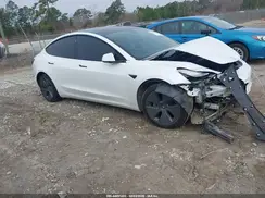 5YJ3E1EB3MF054589 2021 TESLA MODEL 3